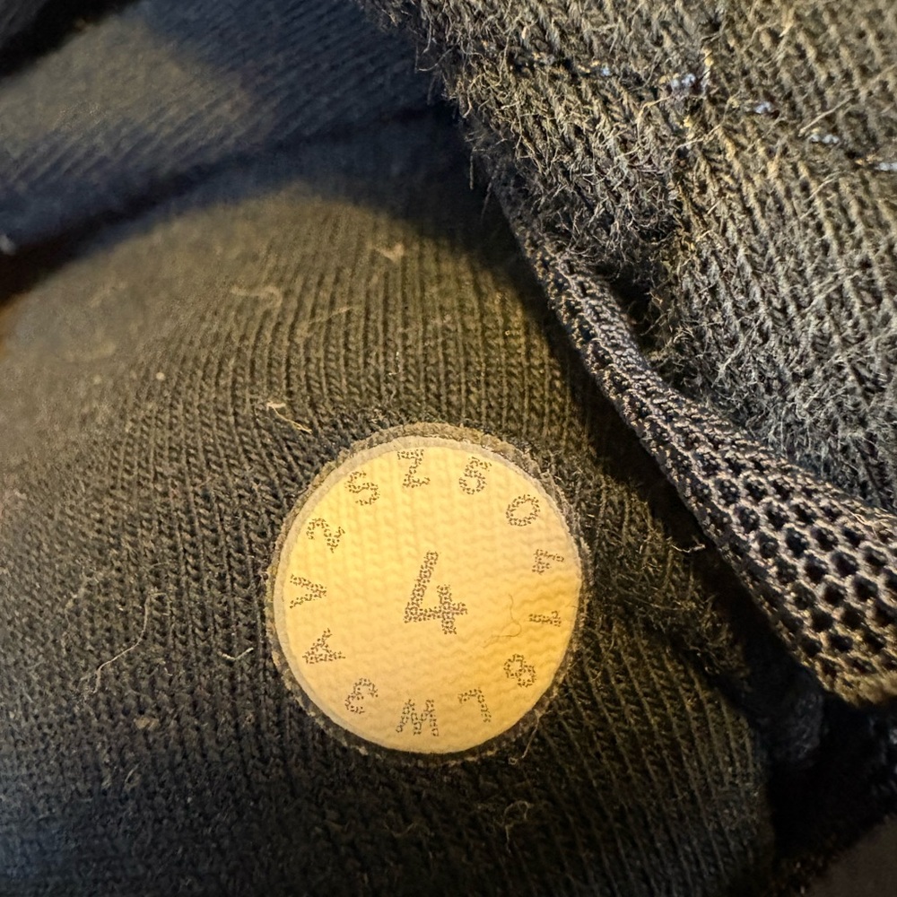 Lululemon Forever Warm Pullover - Picture 7 of 7